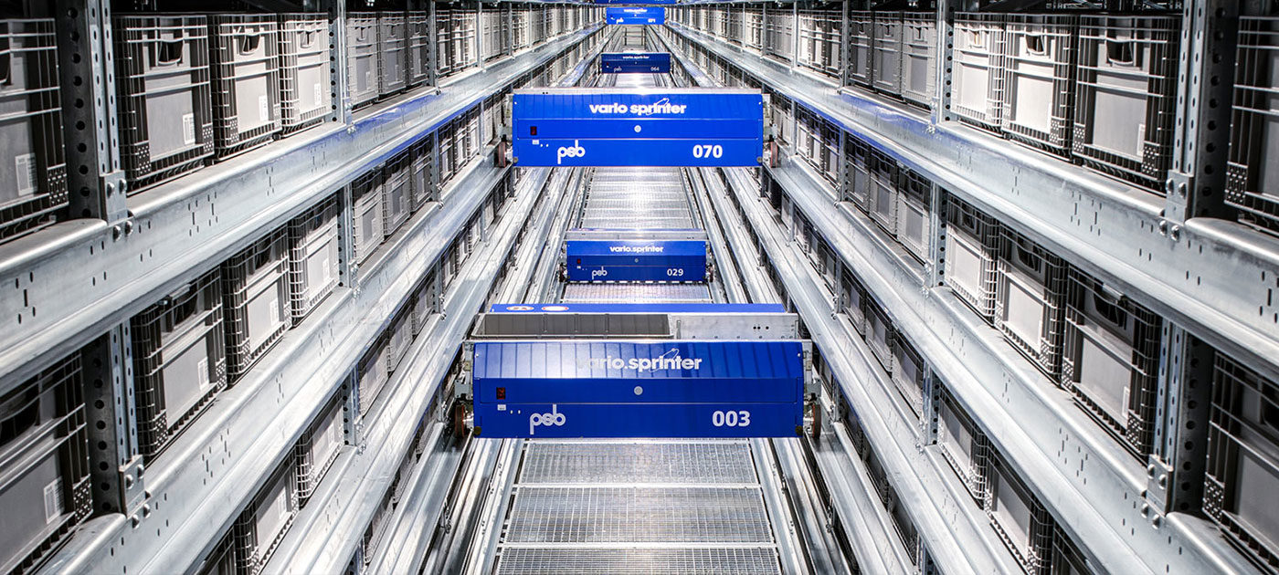 Automatisches Multi Access Warehouse mit dynamischen Shuttlesystemen